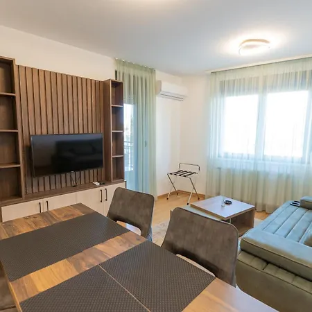Kame Apartmani Novi Sad Esterno foto