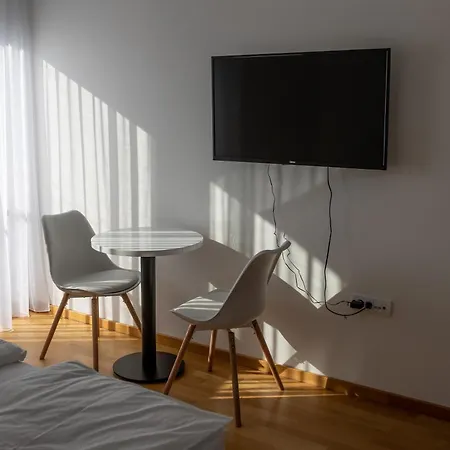 Kame Apartmani Novi Sad Esterno foto