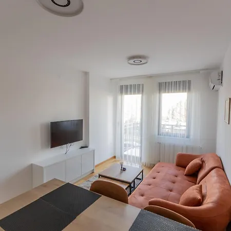 Kame Apartmani Novi Sad Esterno foto