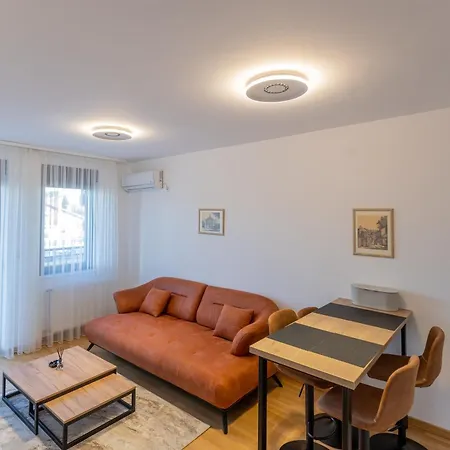 Kame Apartmani Novi Sad Esterno foto