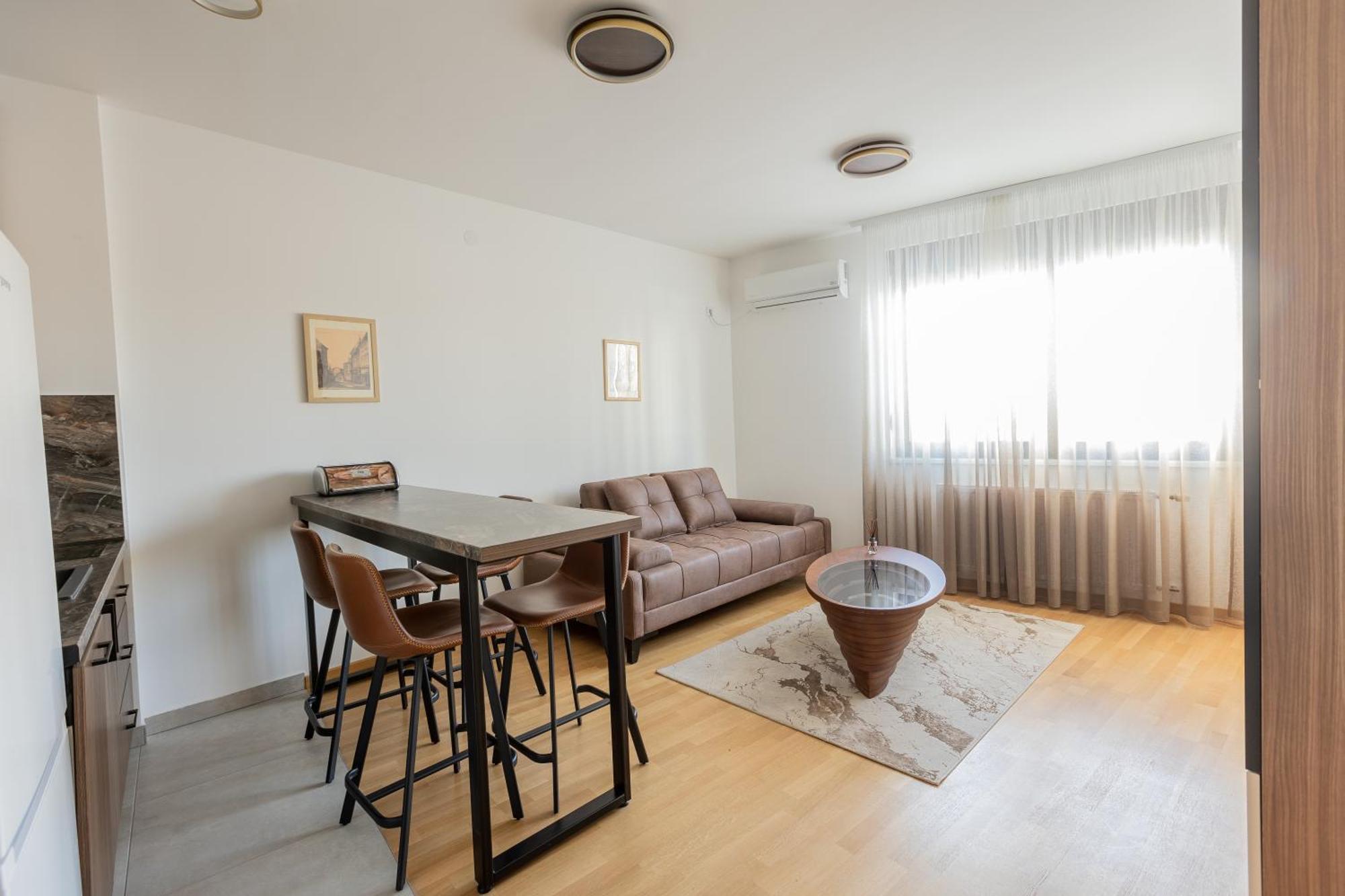Kame Apartment